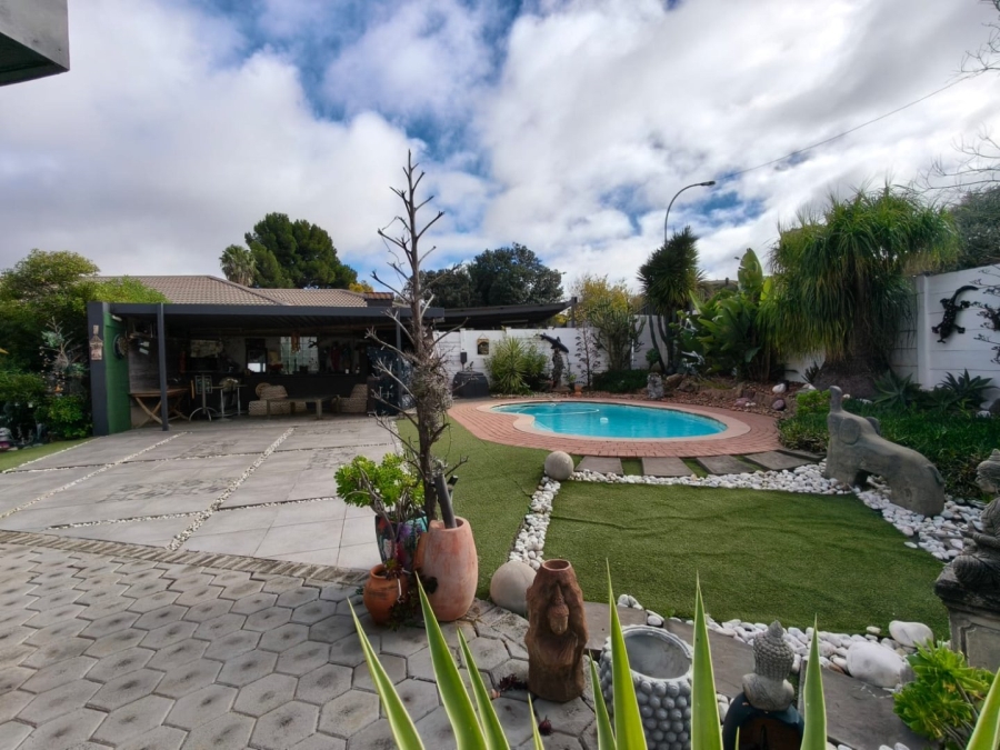 6 Bedroom Property for Sale in Dan Pienaar Free State